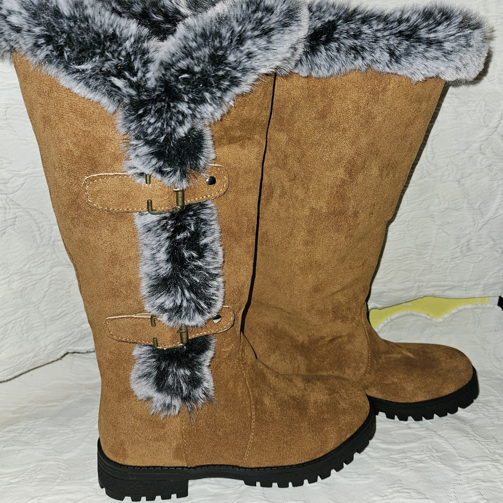Women's Faux Fur Trim Winter Boots - Picture 6 of 6